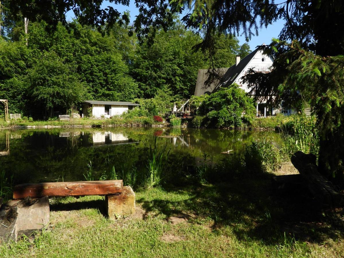 Le Jardin De Saint Jean Bed and Breakfast Buitenkant foto