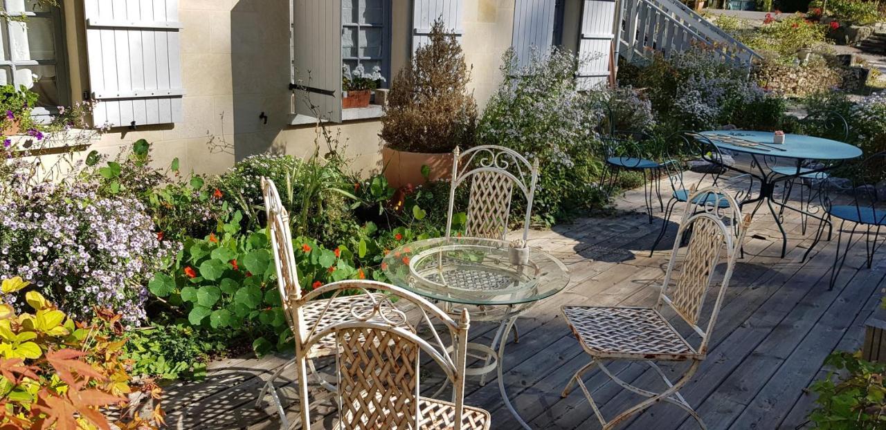 Le Jardin De Saint Jean Bed and Breakfast Buitenkant foto