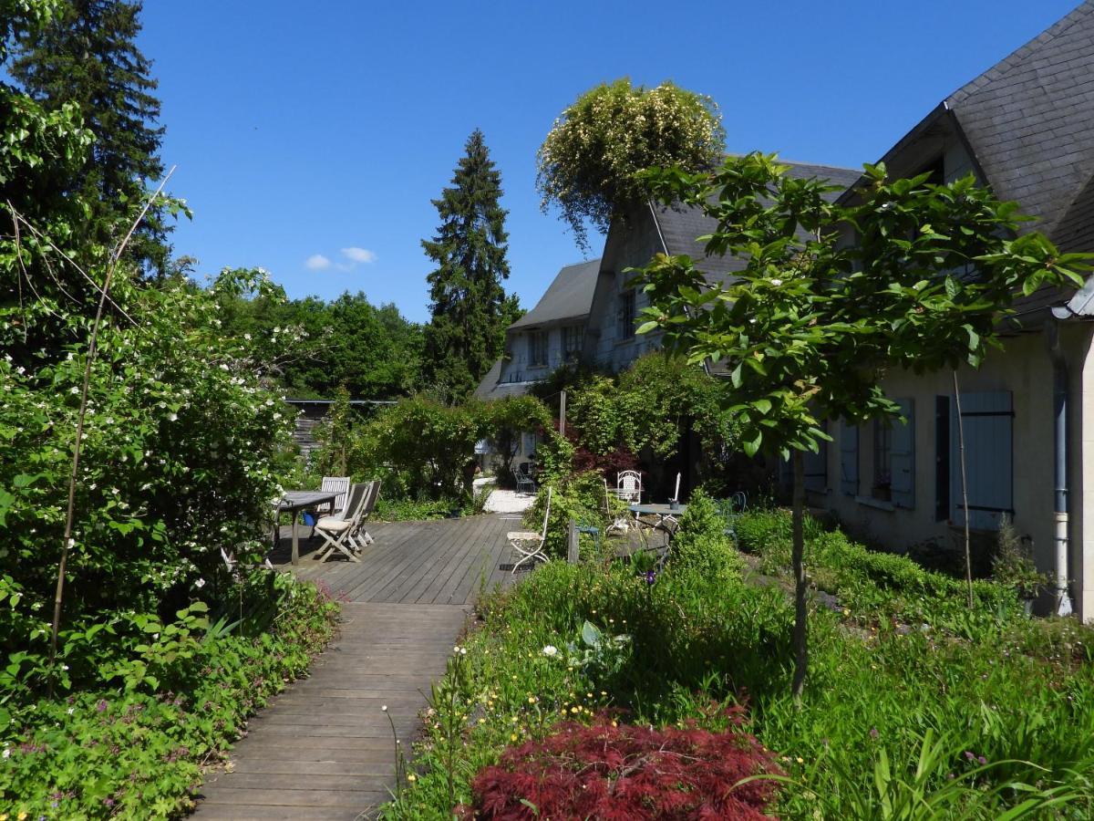 Le Jardin De Saint Jean Bed and Breakfast Buitenkant foto