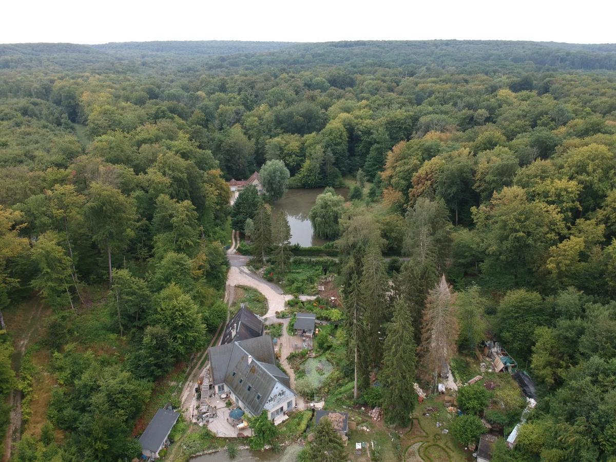 Le Jardin De Saint Jean Bed and Breakfast Buitenkant foto