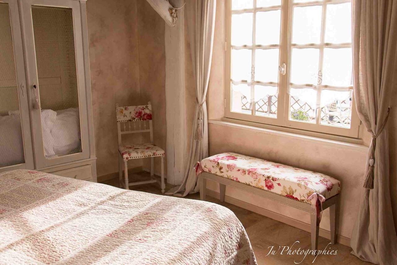 Le Jardin De Saint Jean Bed and Breakfast Buitenkant foto